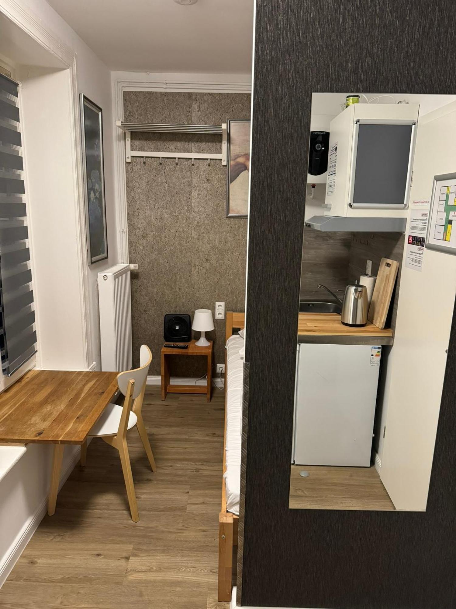 Room Pauli Hamburg Exterior photo