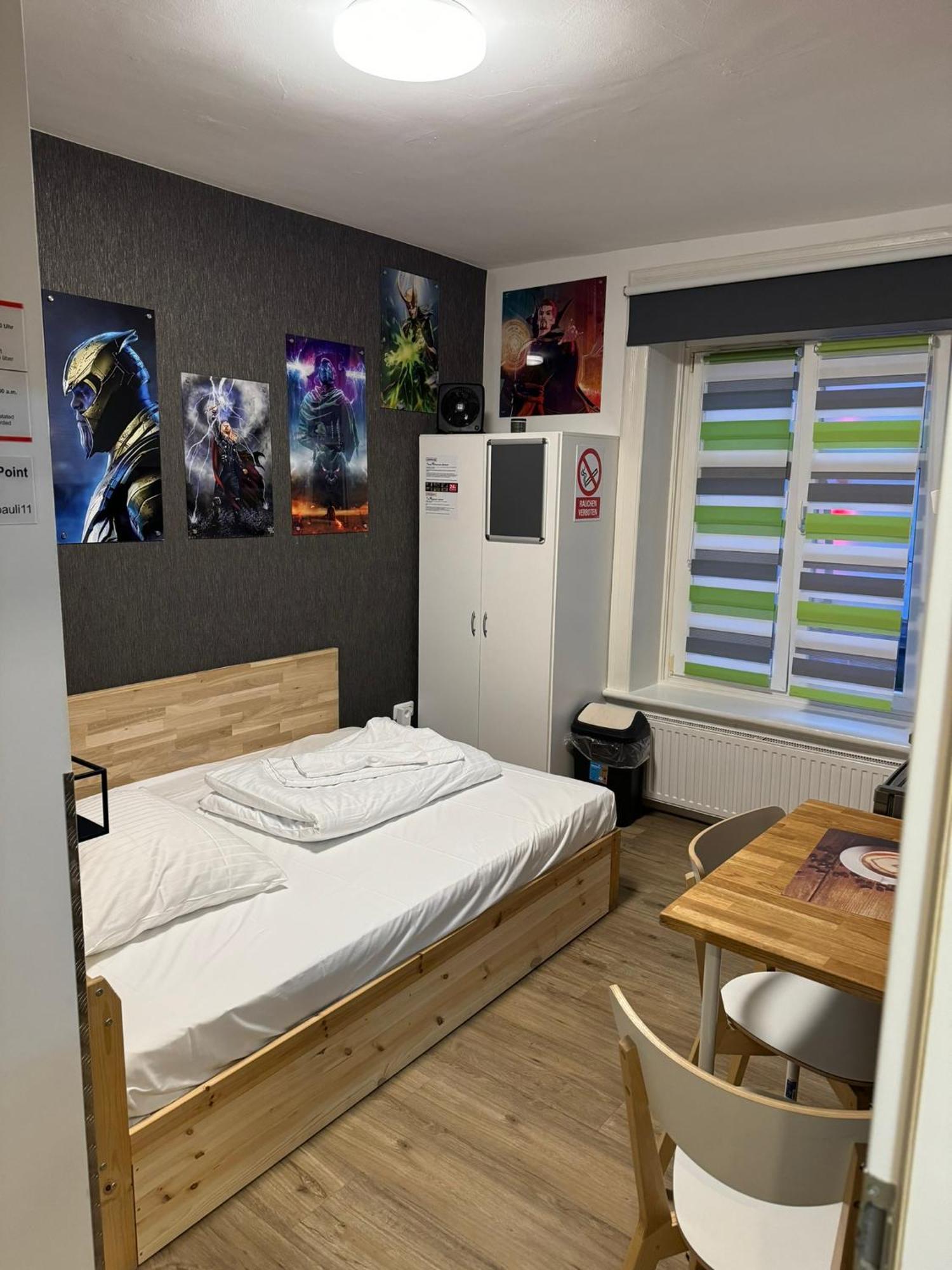 Room Pauli Hamburg Exterior photo